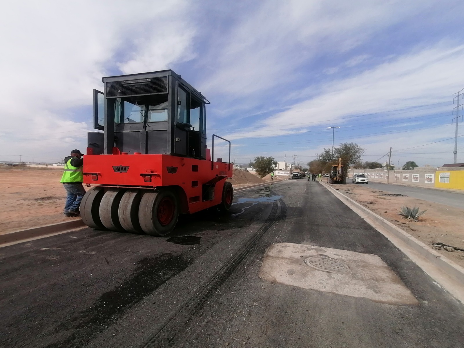 Repavimentan la calle Tierra de Fuego para mejorar movilidad en el suroriente