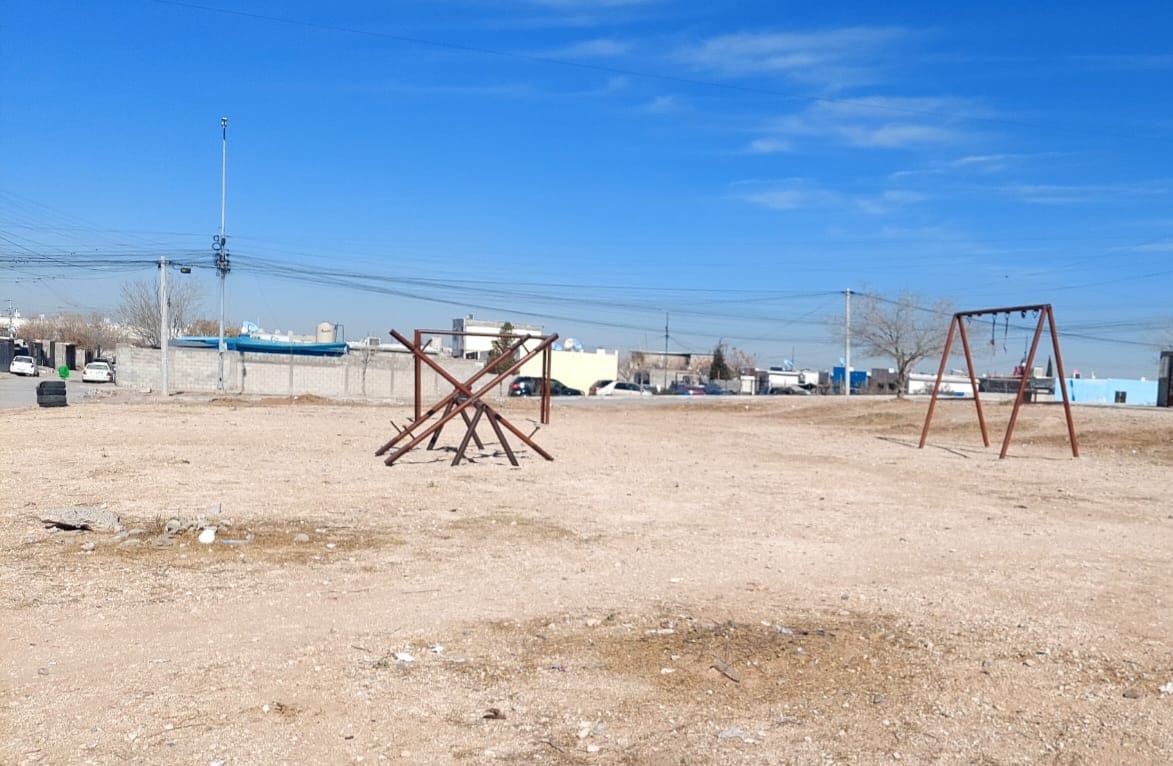 Parques y Jardines renueva tres espacios públicos en Villas de Alcalá